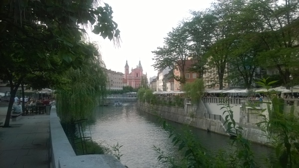 Kaunis kaupunki tämä Ljubljana!